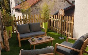 ROOMS HOME Suites privées et familiales jusqu à 8 personnes entre Reims et Disneyland Paris